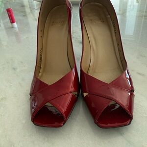 Stuart Weitzman Glossy Red Patent Leather Pointed-Toe Pump